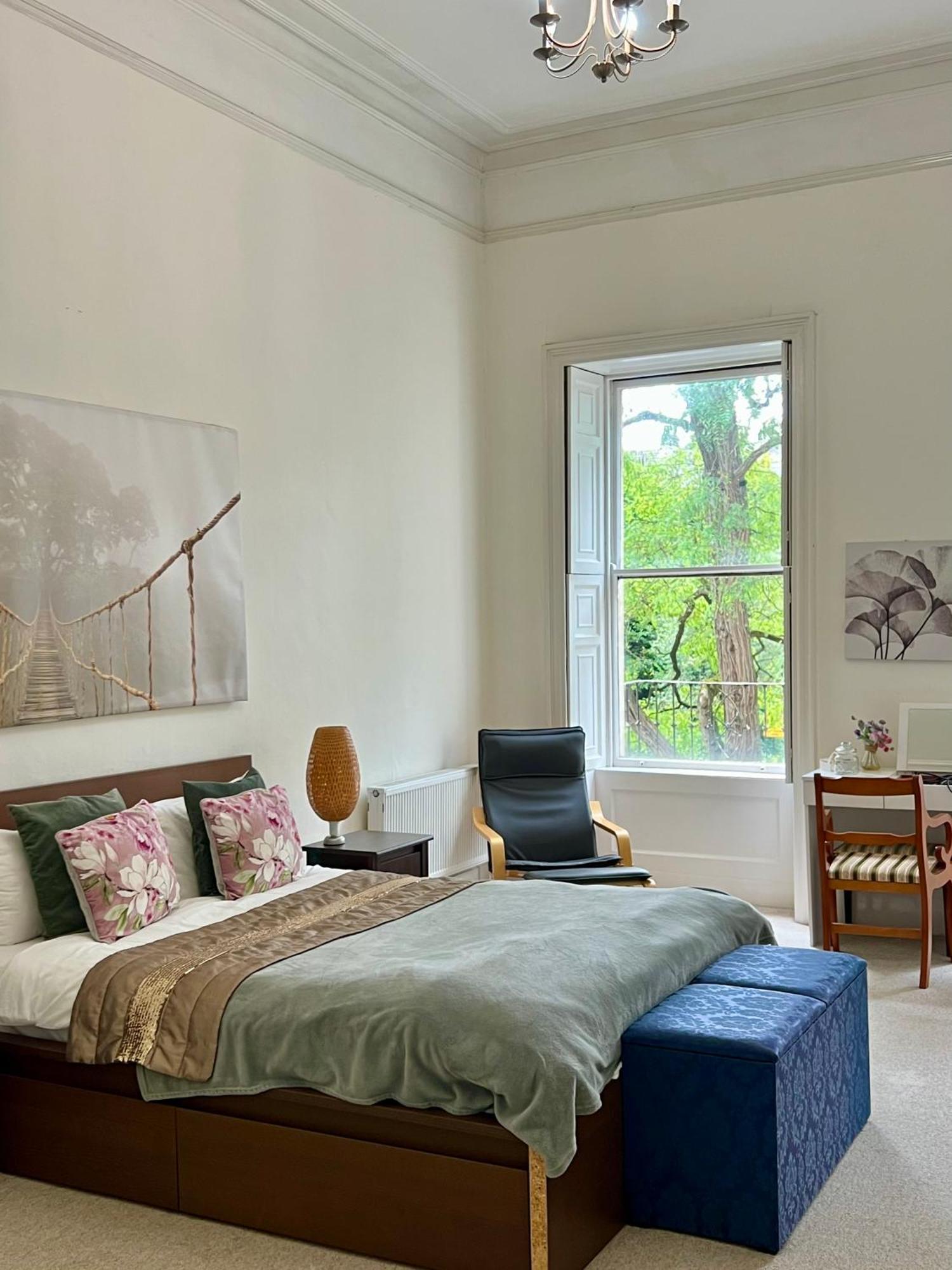 Grosvenor Apartments In Bath - Great For Families, Groups, Couples, 80 Sq M, Parking Exterior foto