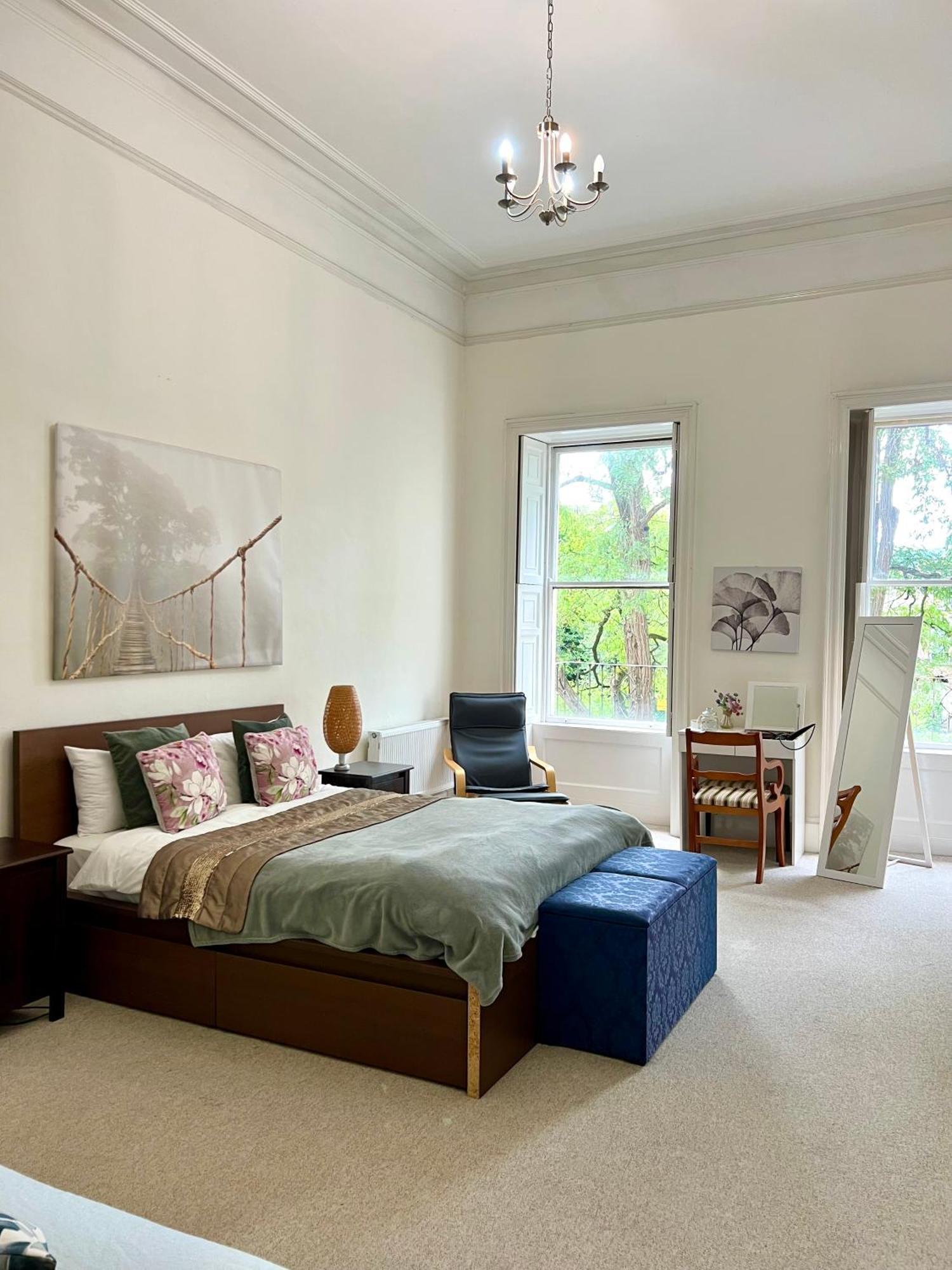 Grosvenor Apartments In Bath - Great For Families, Groups, Couples, 80 Sq M, Parking Exterior foto
